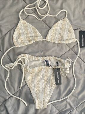 PrettyLittleThing White and Gold Crochet Textured Bikini Bottoms